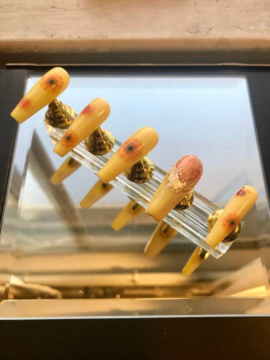 I’ve been making press on nails! Did this set yesterday :)