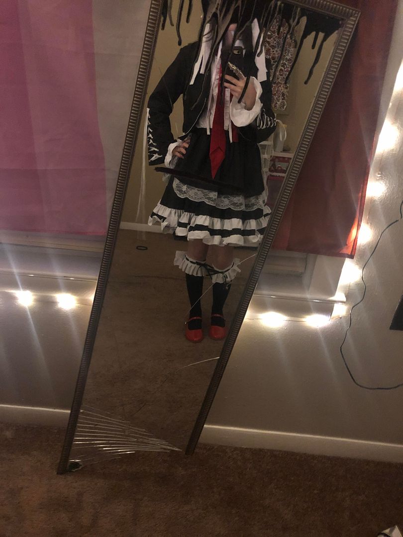 Ik it's a bad picture but heres my cosplay of celestia Ludemburg [self]