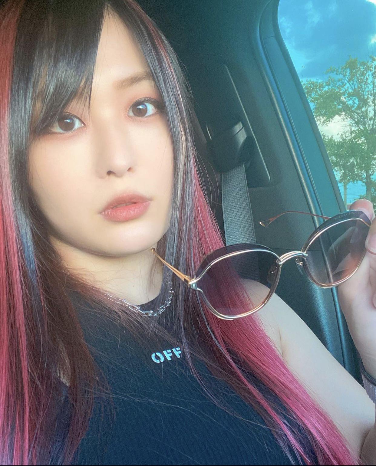 Io Shirai Scrolller