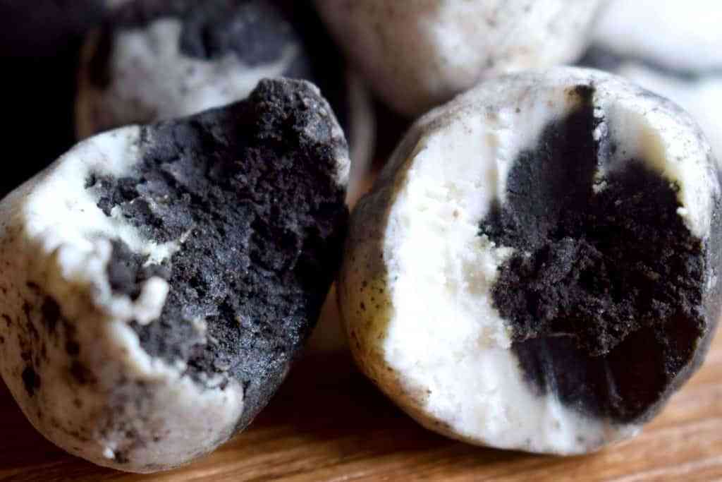 Keto Oreo Fat Bombs