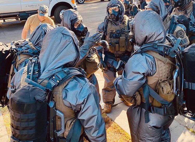 LASD SEB SWAT operation in contaminated environment [678x452] | Scrolller