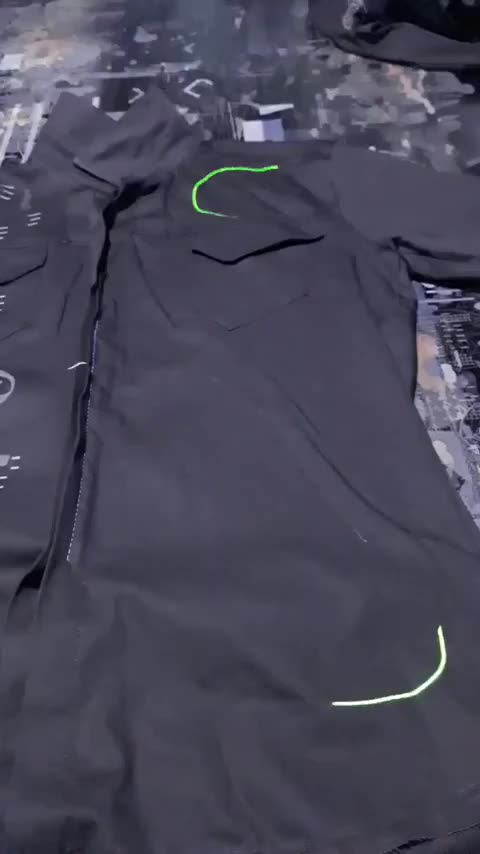 Laser printing on a shirt [480 x 854].