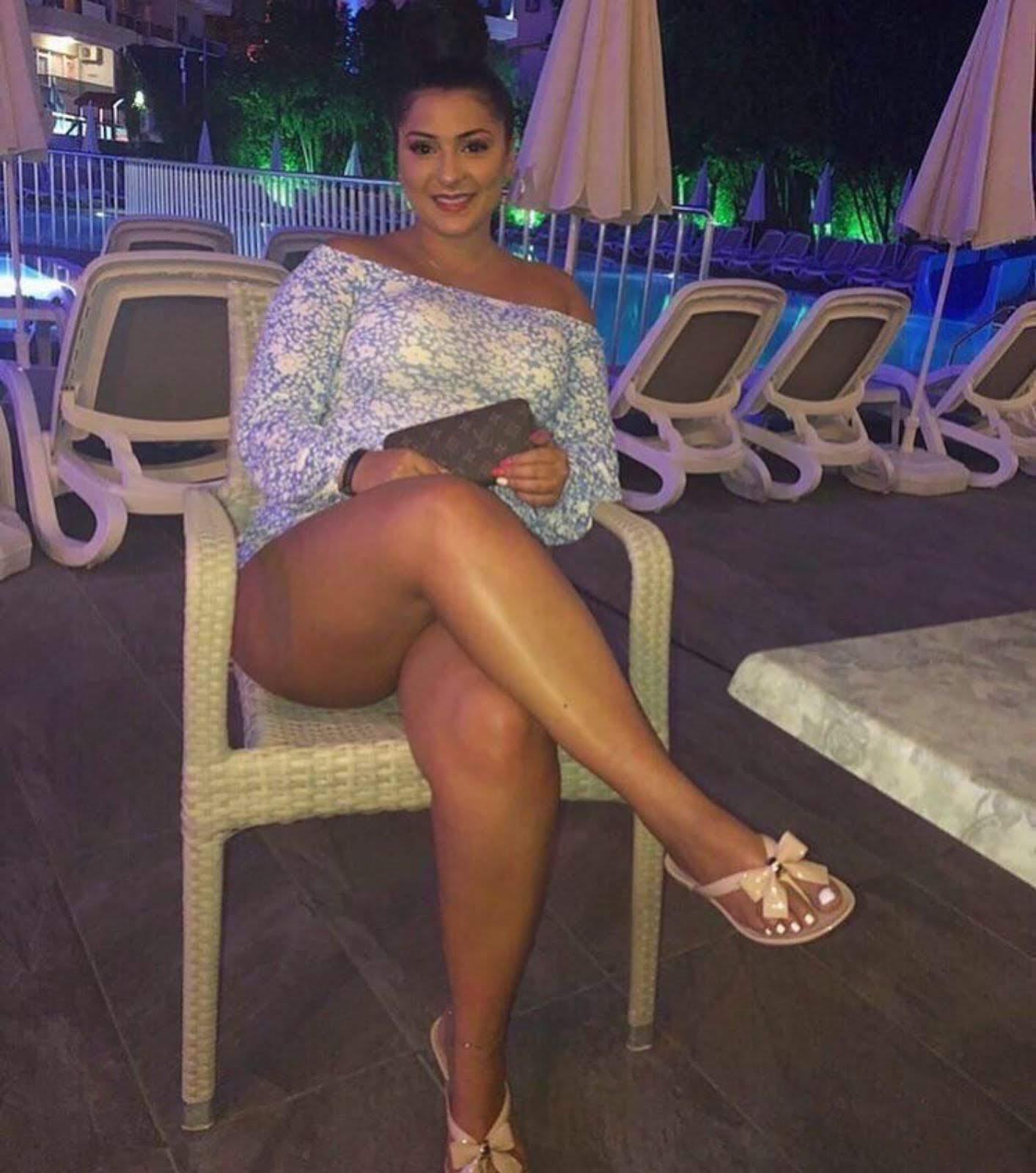 Thick Egyptian MILF 🔥 | Scrolller