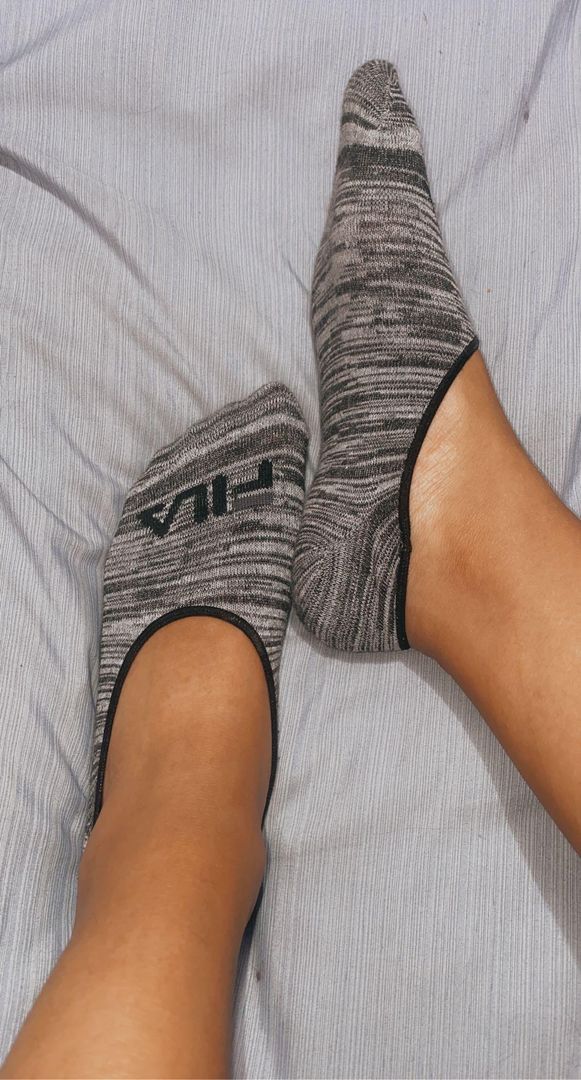 Who wants to see more of these feet?❤️😉