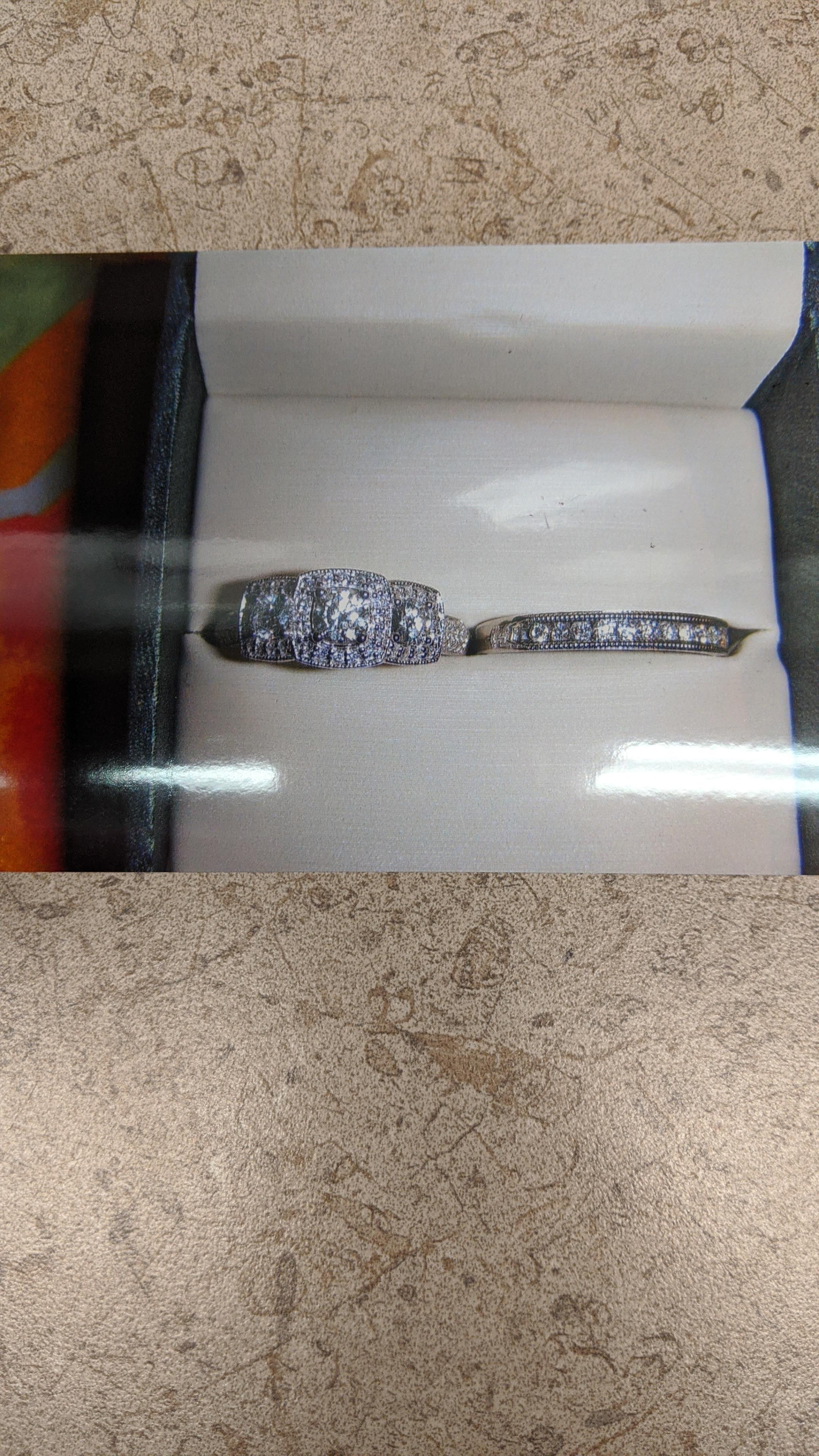 Lost wedding band - Pioneer Manor | Scrolller Lost wedding band - Pioneer Manor | Scrolller