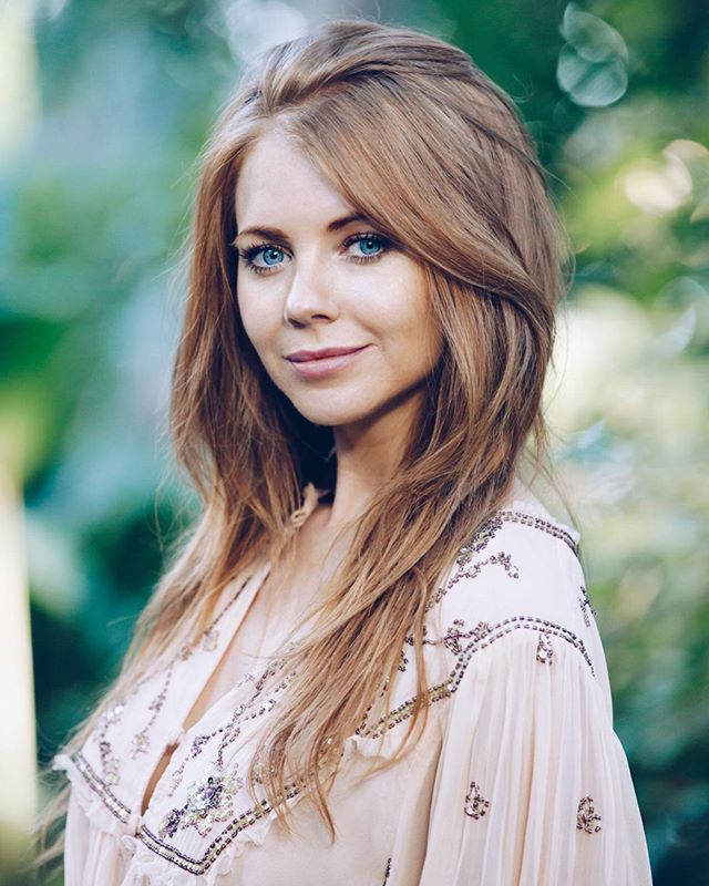 Lynn Gilmartin is the Sexy Woman of the Day!