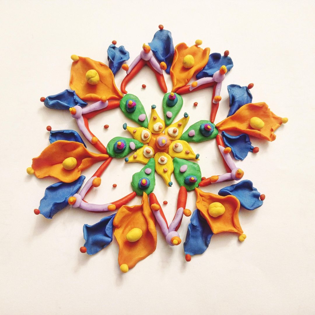 Made this while tripping yesterday, I haven't played with playdough since I was a kid! Highly recommend this as an activity to do while tripping :)