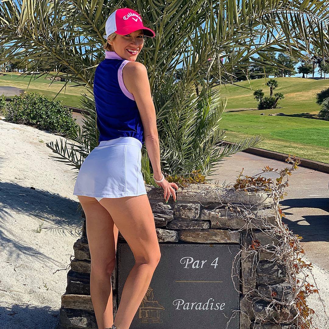 Mary Blank Scrolller