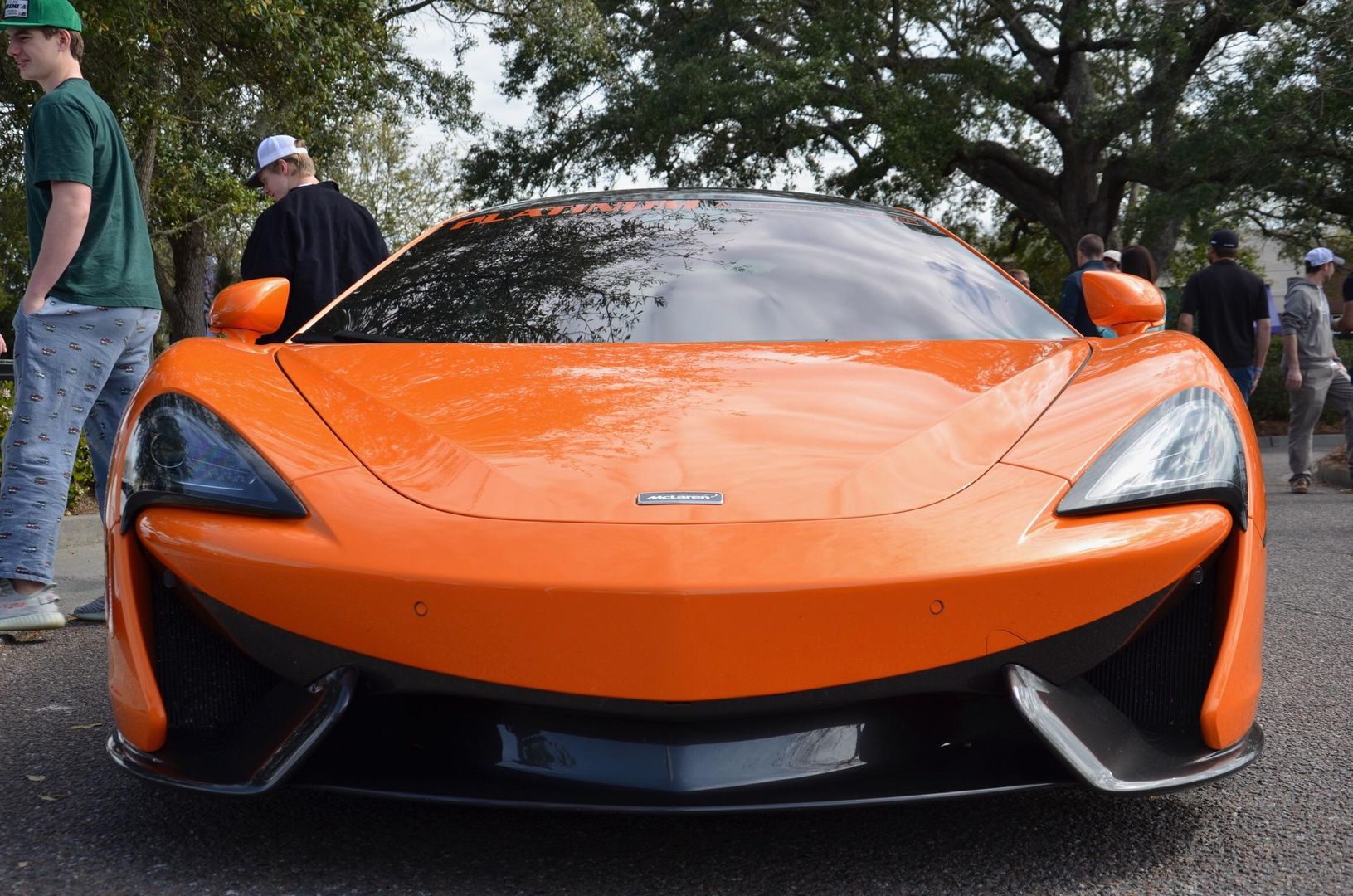 Mclaren I saw at cars and coffee. 12 cill. V12