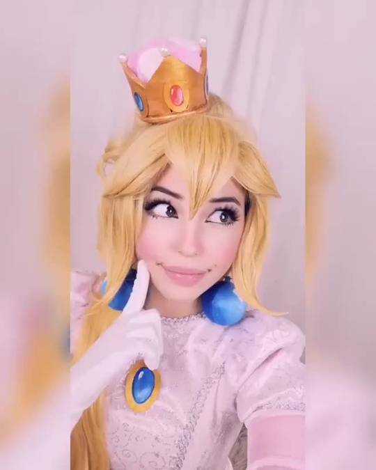 More Belle. I like how the crown moves