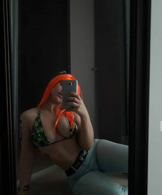 My attempt of nami cosplay! I did it in quarantinee so i had to work with what i have in my closet. Maybe now i can re-do it and better! No hate please. [self] and maybe I should take off a few ribs lmao