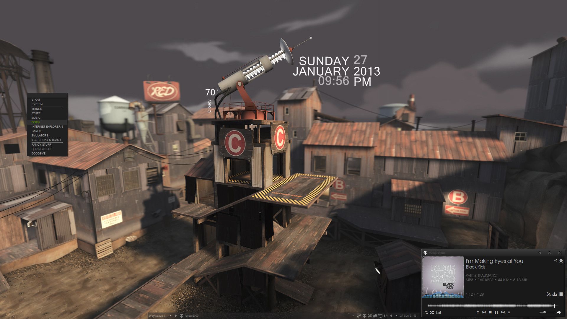 My new desktop with a hint of TF2