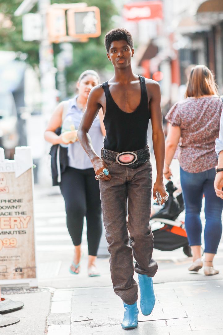 New candid street fashion Sub - r/StreetFashionCandids