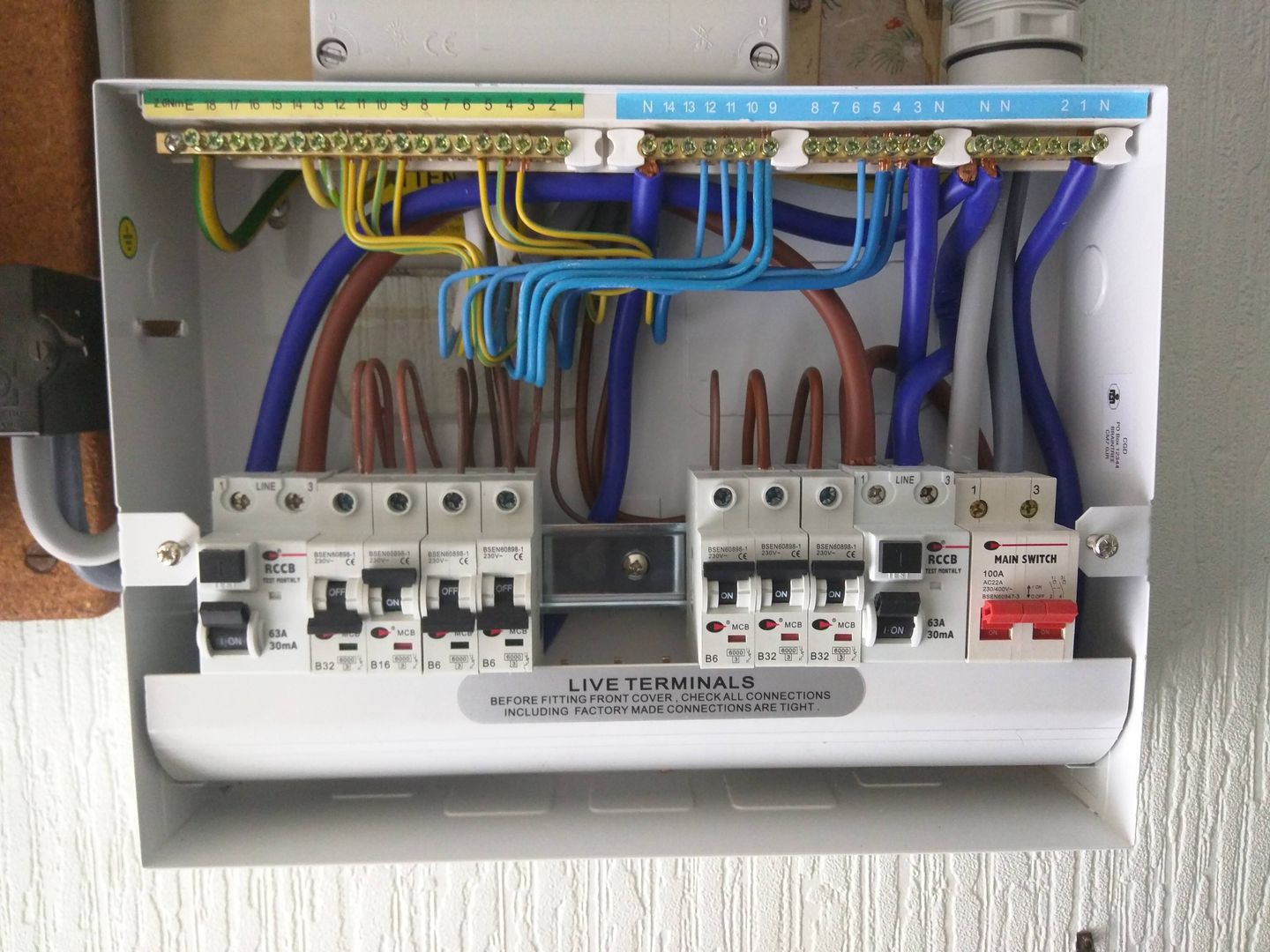 Nice consumer unit wiring.
