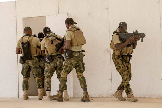 Nigerian Navy Special Boat Service troops exercise in Senegal (2020)