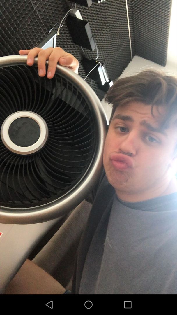 Petition to make this the logo of this sub. Sign by upvoting.