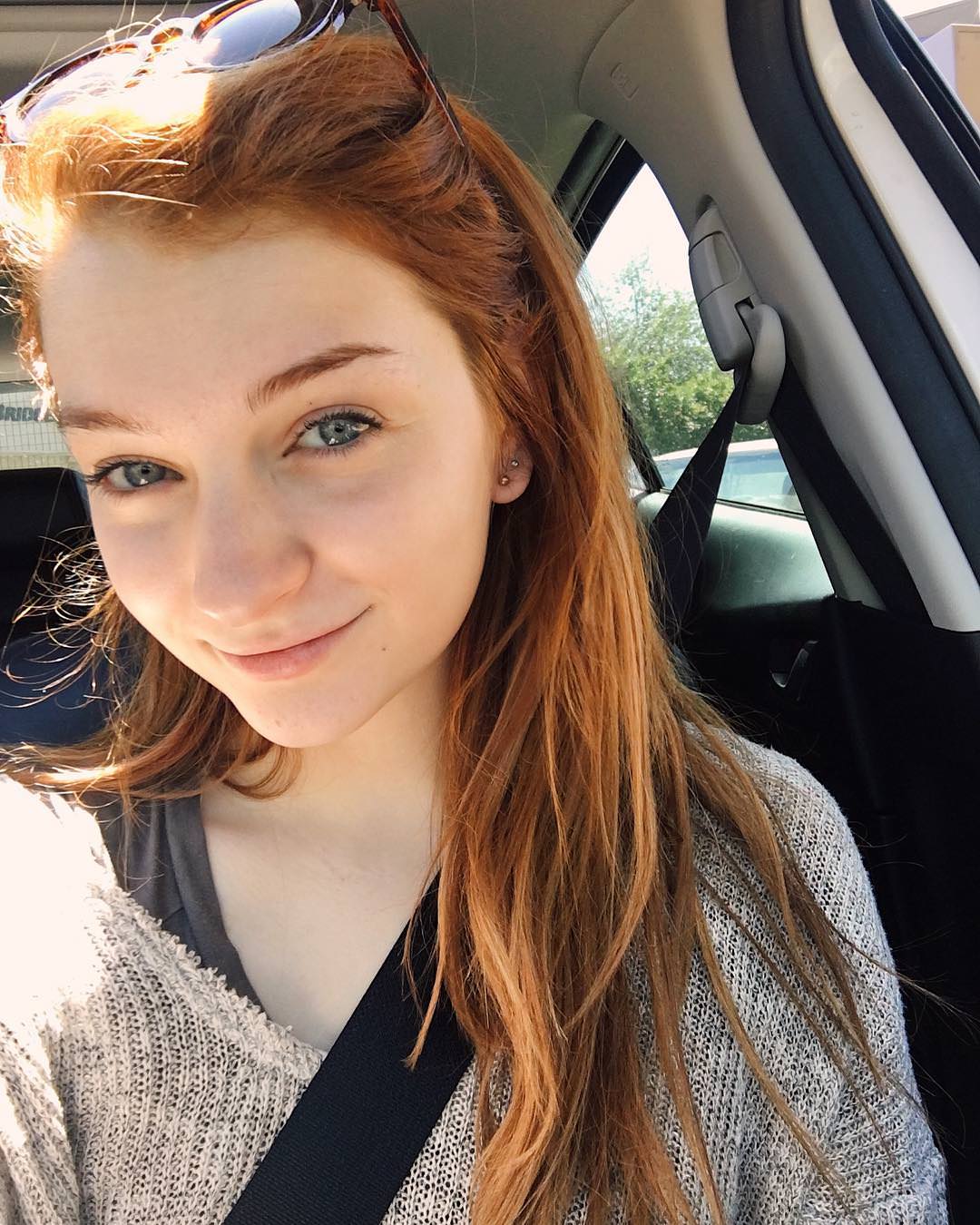 Pretty with blue eyes