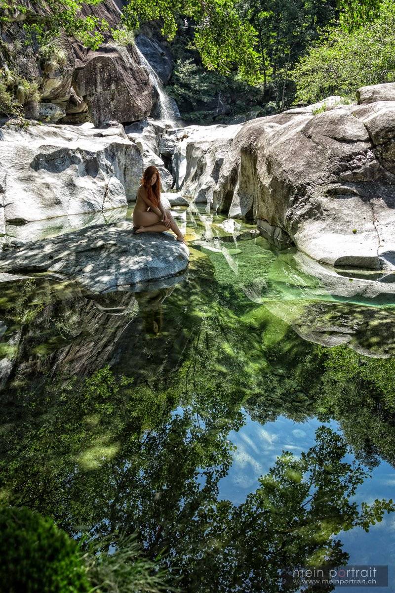 Scrolller Pool Reflecting pool | Scrolller