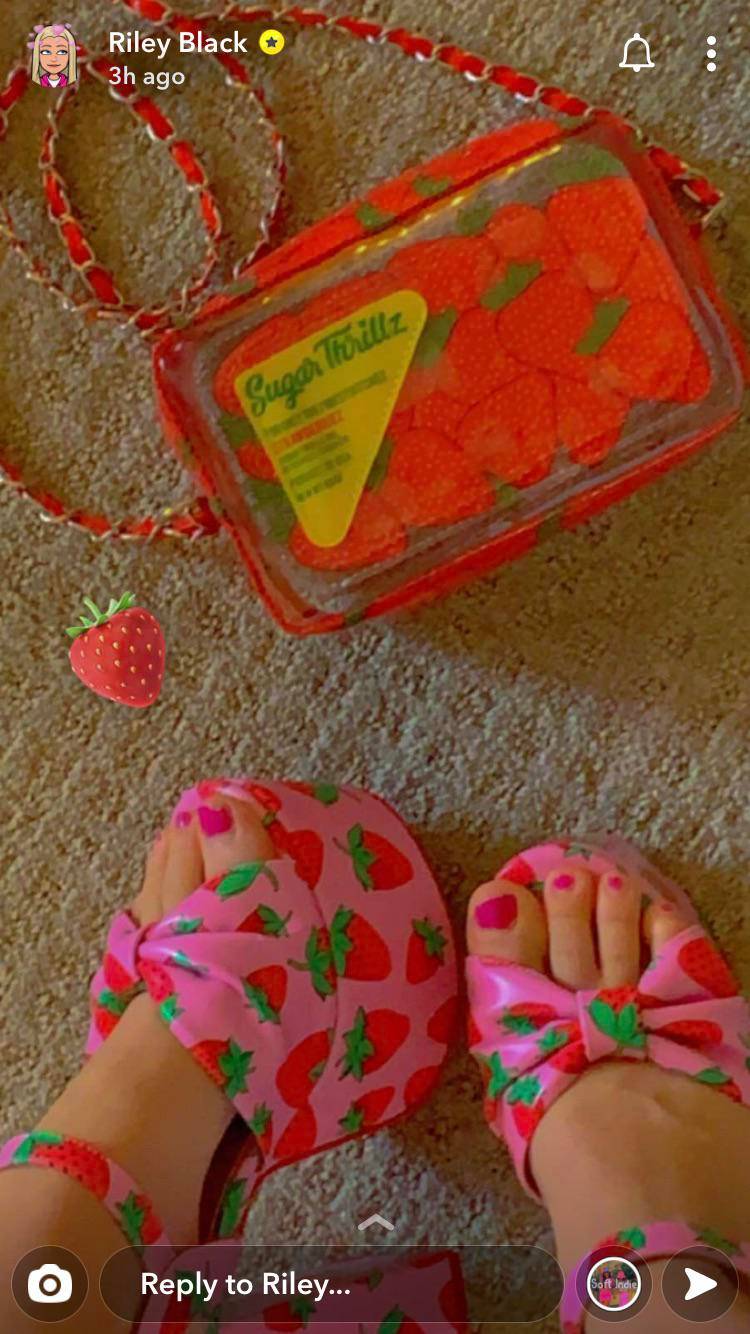 Riley black Scrolller