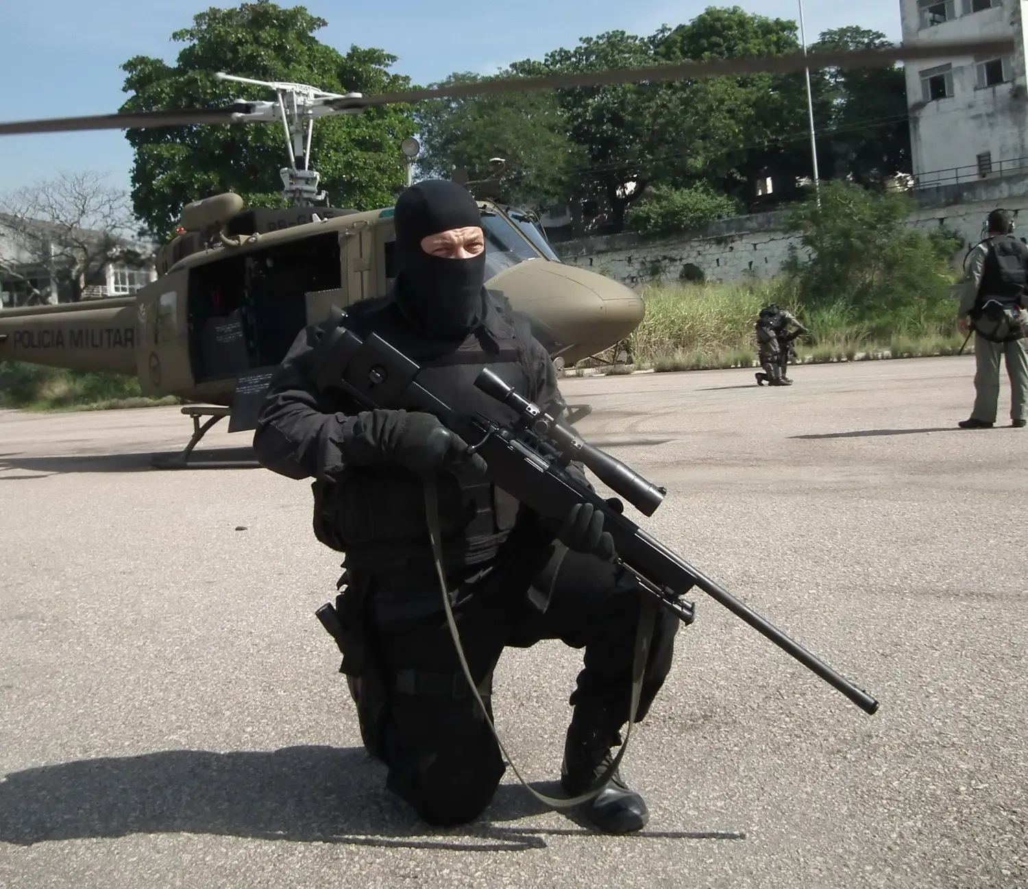 Rio de Janeiro BOPE (Special Police Operations Battalion) sniper, part ...