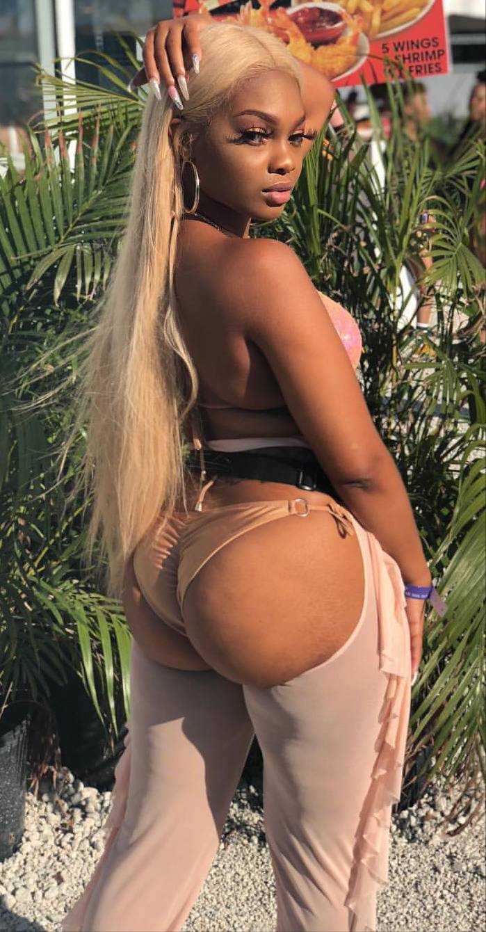 Rissa2Cute | Scrolller