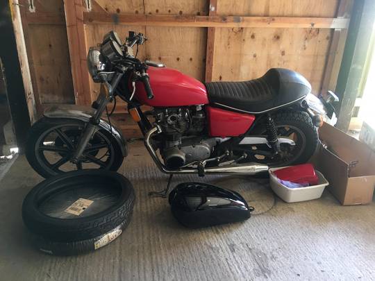 Score of the month. FREE Yamaha XS650 with tons of extras 😜