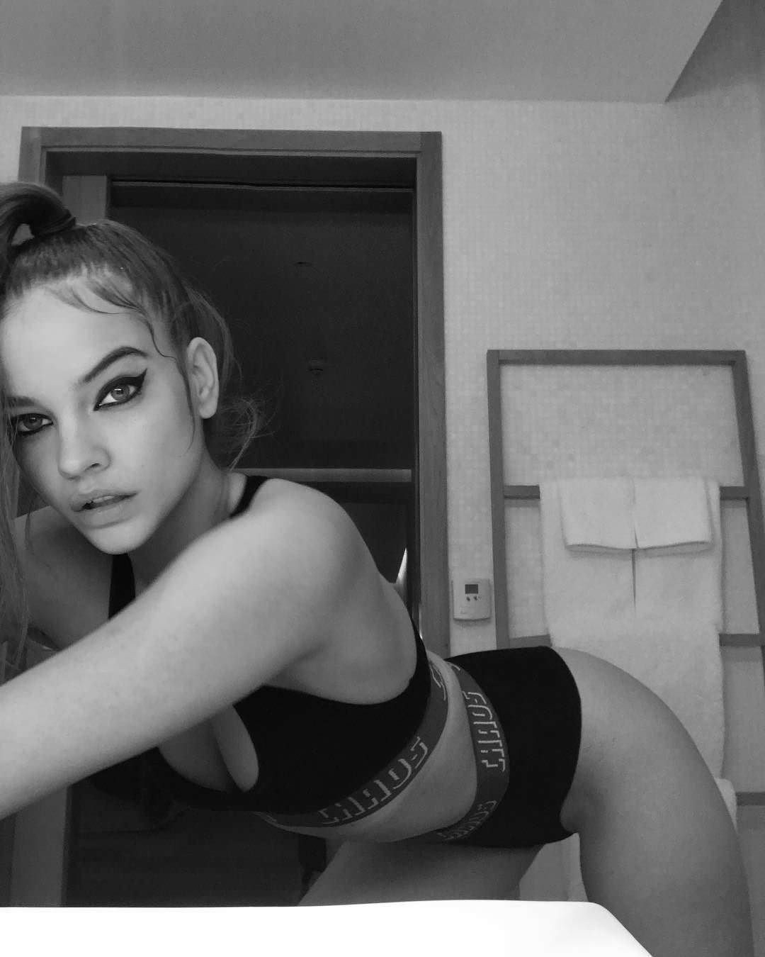Seductive Scrolller