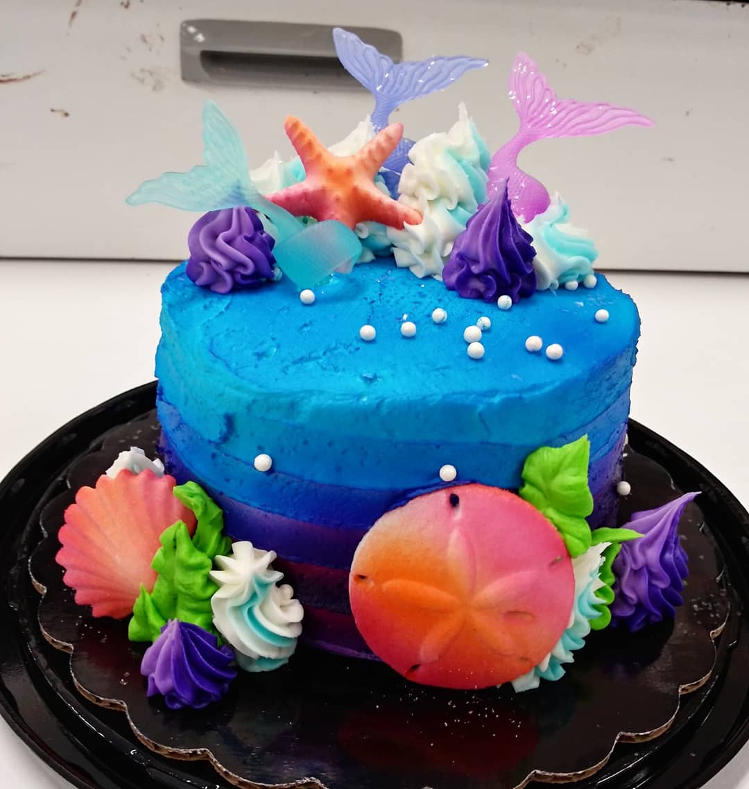 [Self] a cute baby mermaid cake I worked on ☺