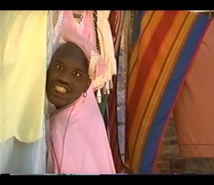 Shaq being reviewed by the AVGN