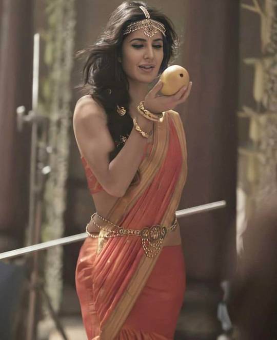 She can make a mango look like a Dick 🤤