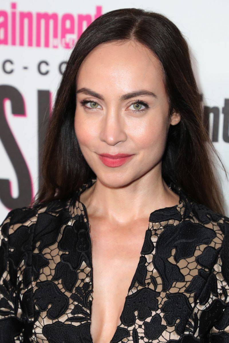 Courtney Ford Scrolller