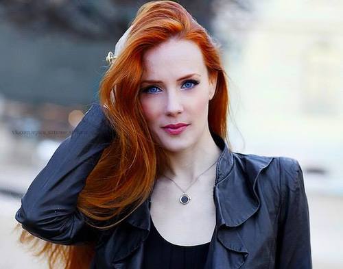 Simone Simons