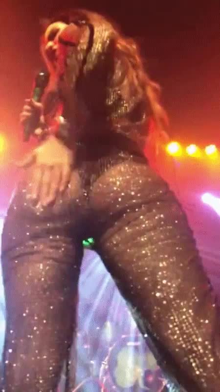 Jojo Levesque (that ass)