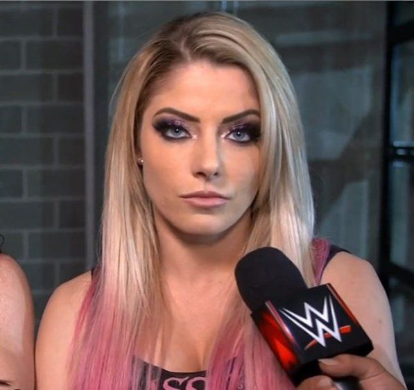 Staring you down 😍