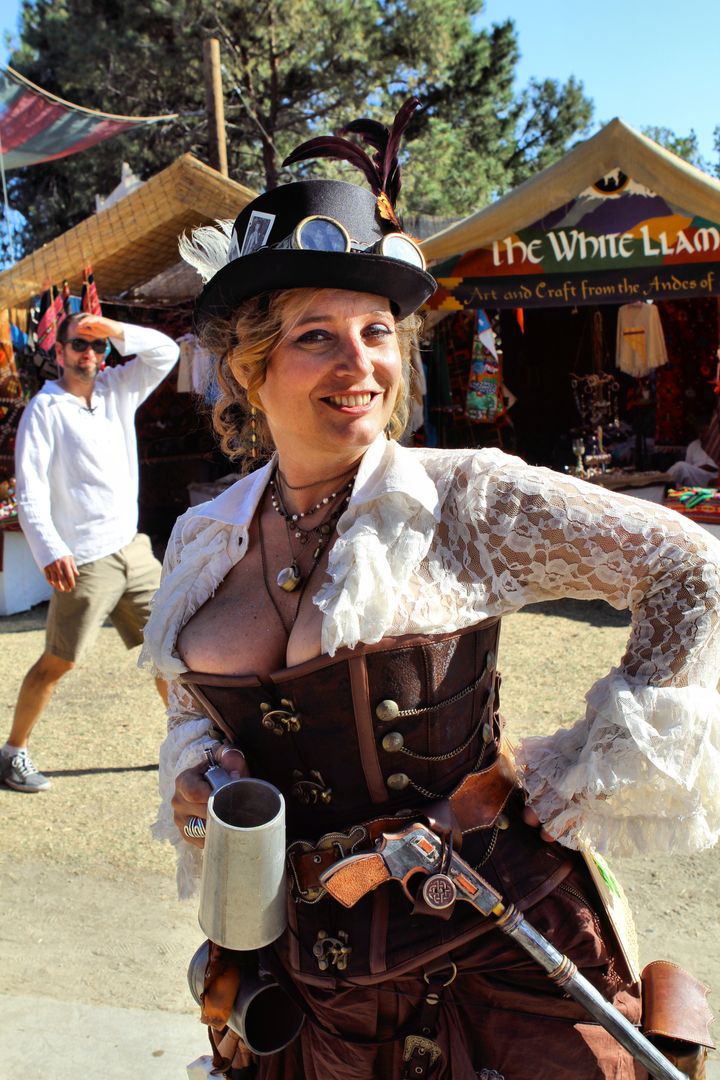 Steampunk Wench