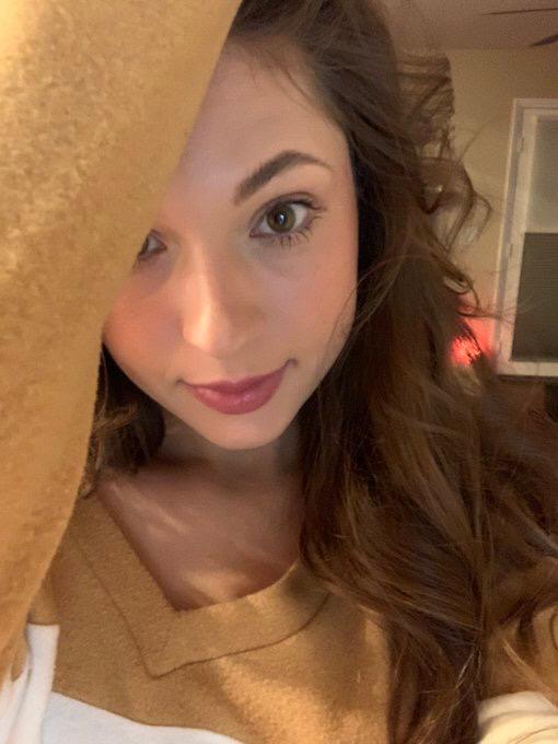 Sub and slave training. Submission required. Ownership demanded. PM me with your kinks and limits. Kik kiberlymonal