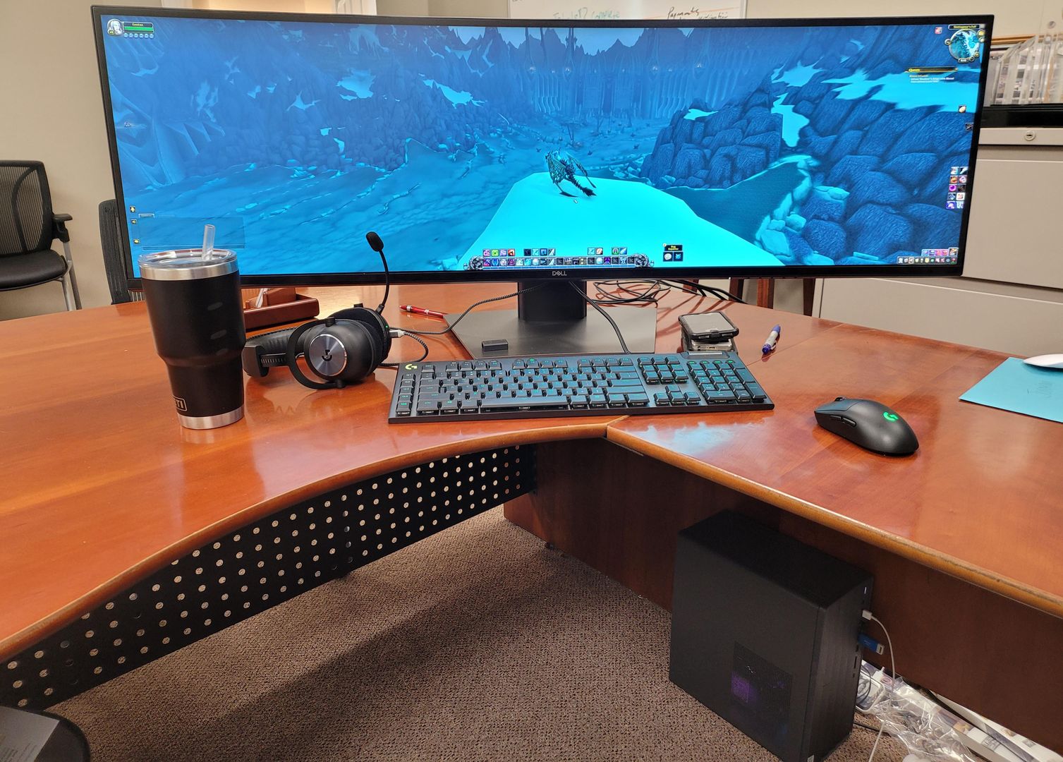 Subtle battlestation at the office.