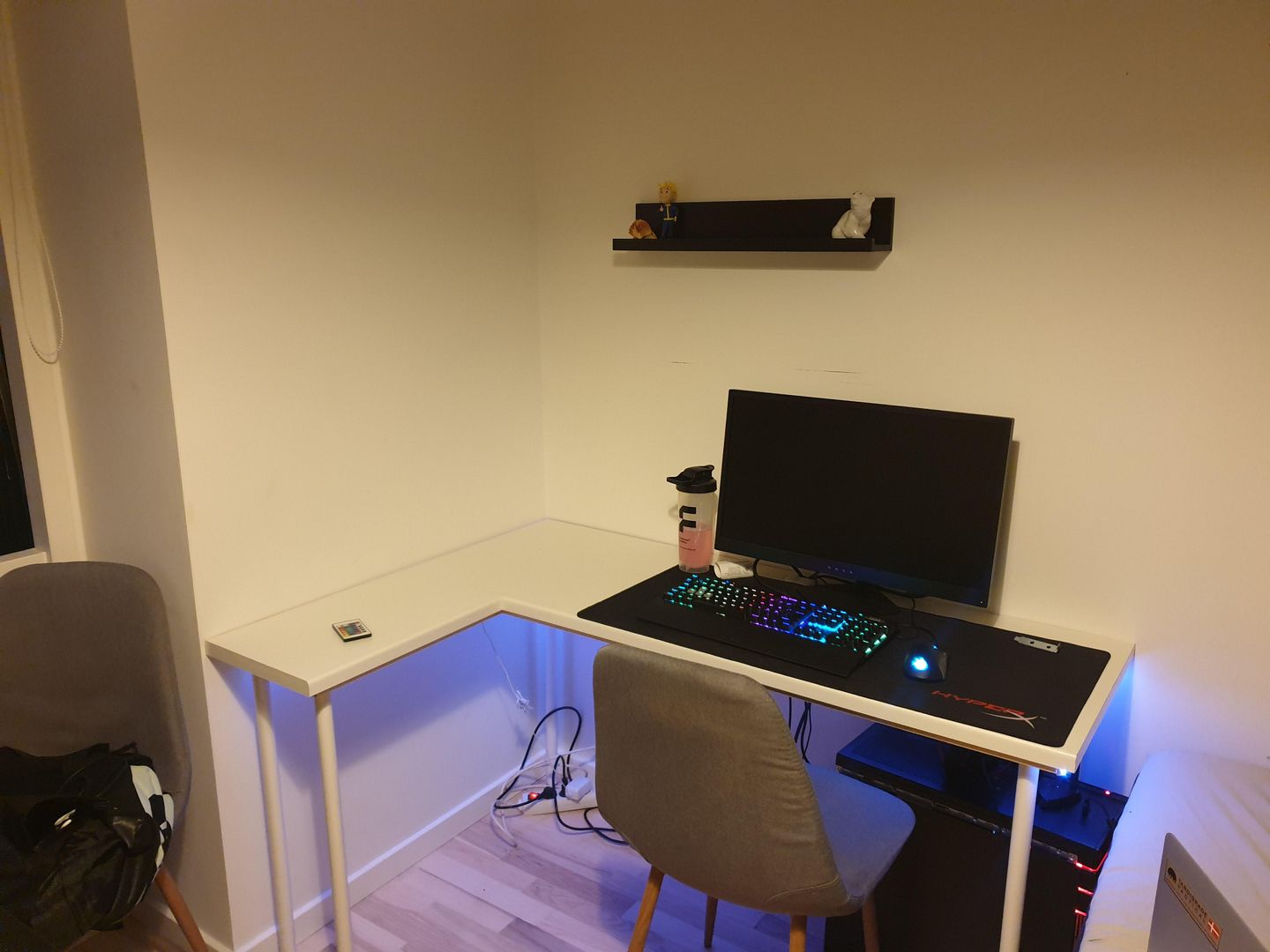 Suggestions on improving setup ? (Replaced black desk with costum white)