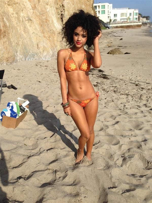 Kiersey Clemons
