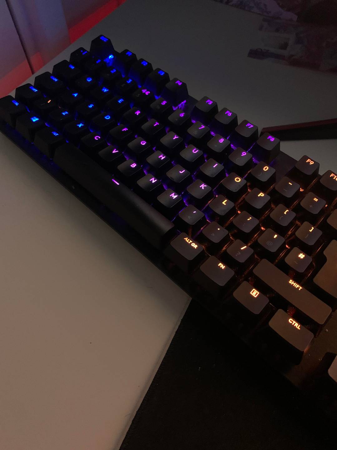 The screen sampler mode on my keyboard has one key that is the wrong colour