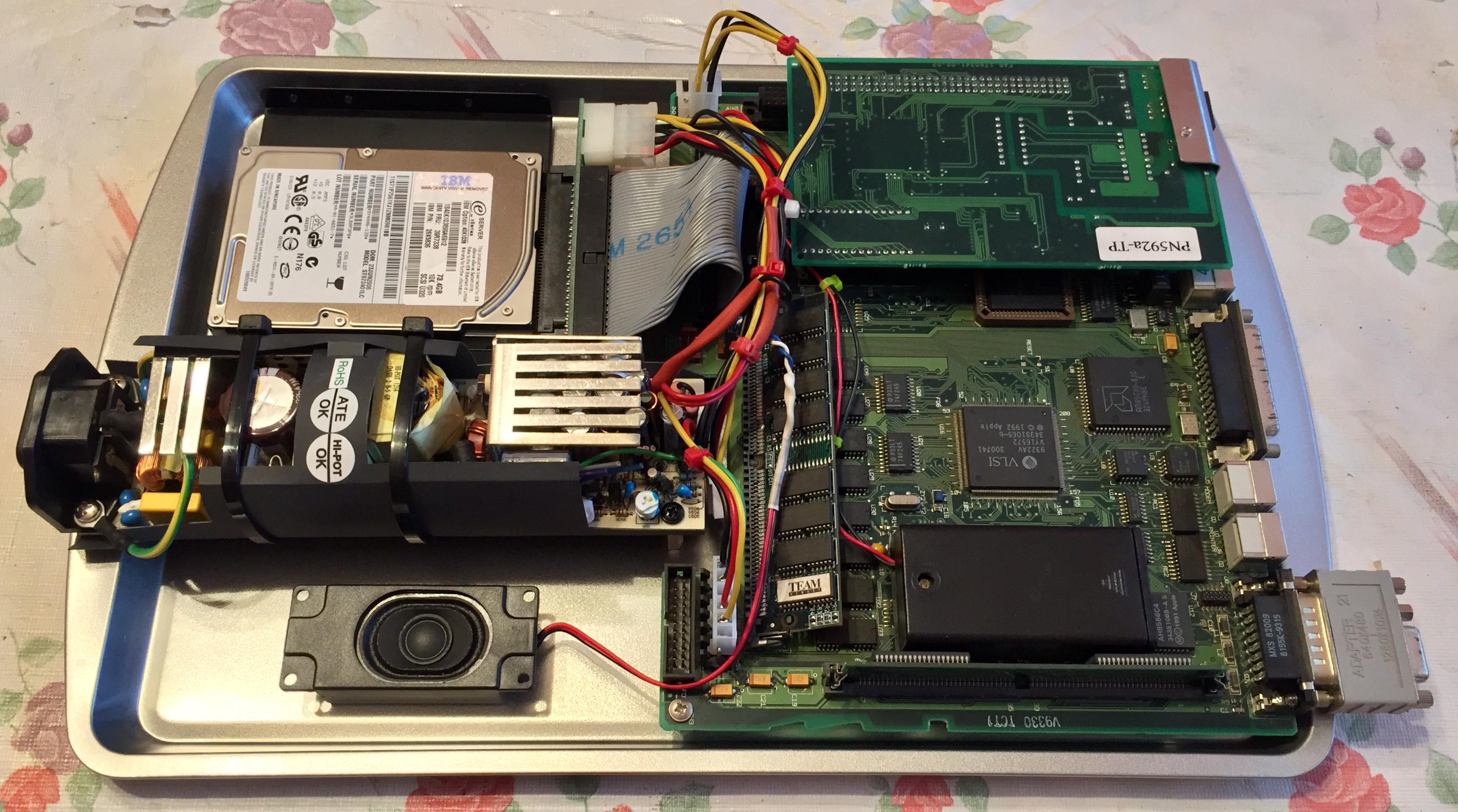 The ultimate baking pan computer | Scrolller