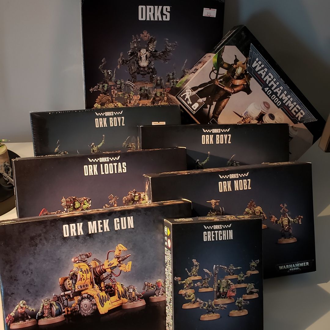 This is how you do 40k, right? Buy a bunch of minis without finishing the last ones you bought?