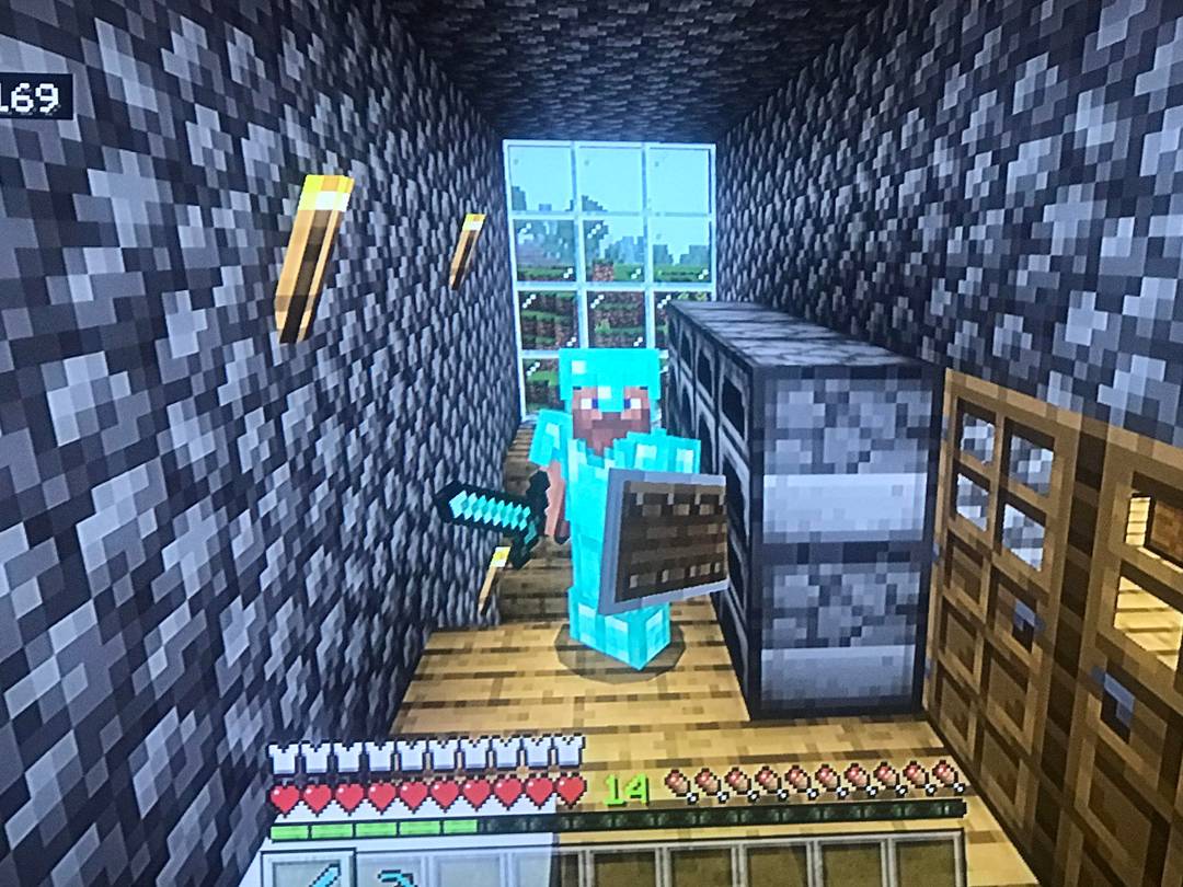 This is the first time in 5 years of playing this game I got my first set of diamond armor