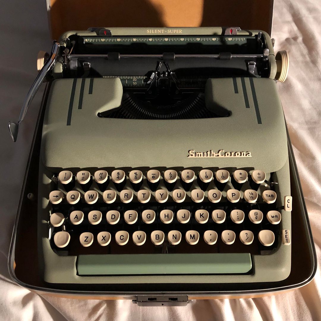 Thought I’d share the first typewriter I ever purchased: 1956 Smith-Corona Silent-Super with Elite type. A true classic. Just ordered a new black and red ribbon for it.