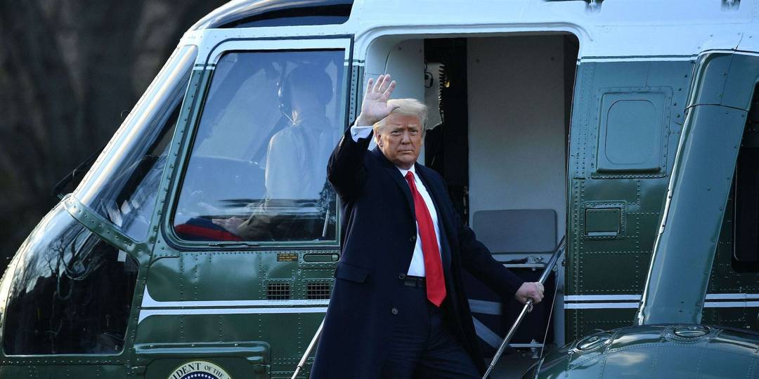 Trump's final wave goodbye.