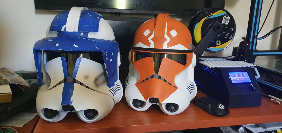 Two more 3d printed clone helmets!