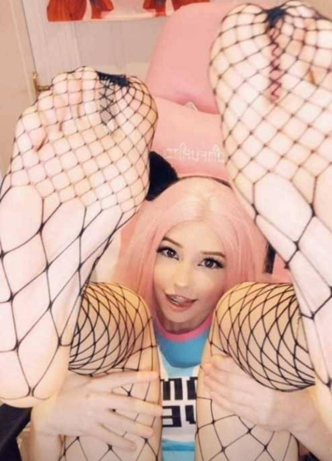 Fishnetfeet Pictures Scrolller NSFW 