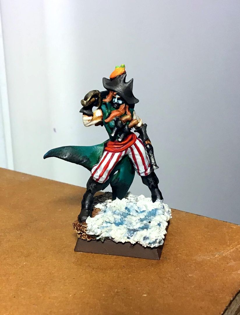 Vampire captain for my undead army. I wanted a pirate theme for a few of the units and what better character to lead this contingent.
