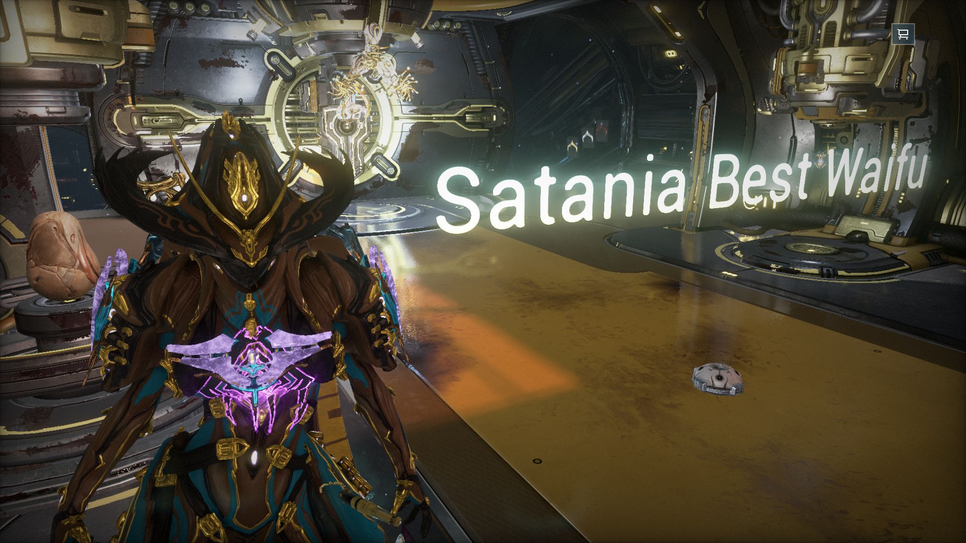 worshipping The Future Queen of Hell Satania in Warframe