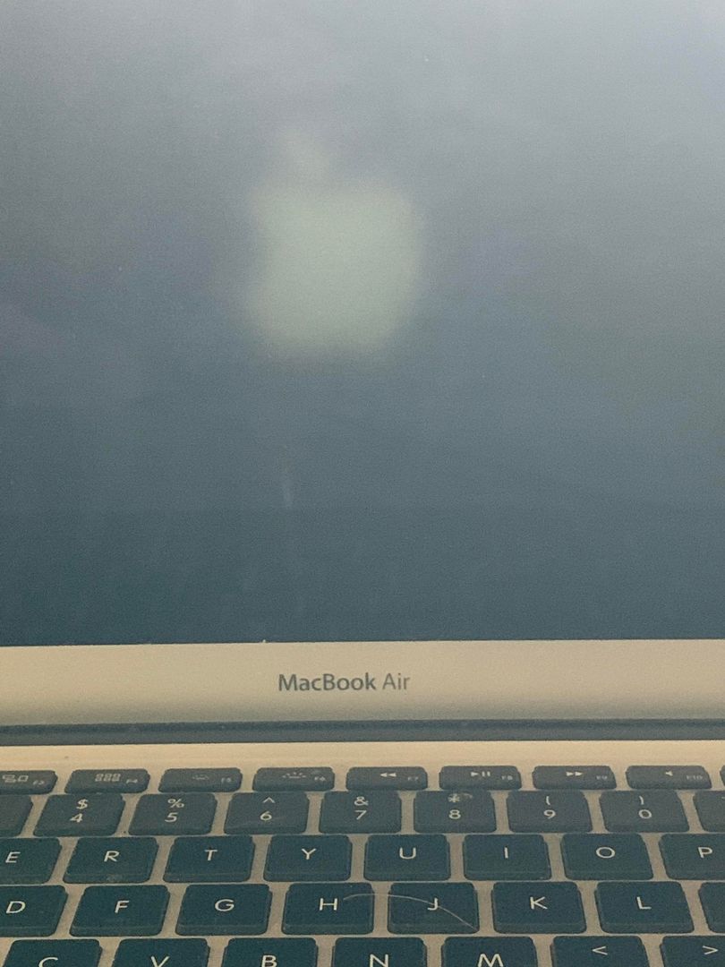 You can see apple logo through the screen of my Mac.
